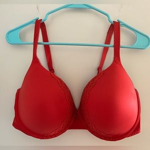 Victoria’s Secret bra 38DDD